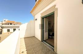 Charming 2-Bedroom Townhouse in the Heart of Historic São Brás de Alportel Charming 2-Bedroom Townhouse in the Heart of Historic São Brás de Alportel