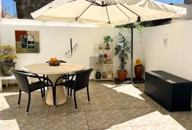 Charming 2-Bedroom Townhouse in the Heart of Historic São Brás de Alportel Charming 2-Bedroom Townhouse in the Heart of Historic São Brás de Alportel