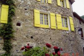 Excellent 6 Bed House For Sale In Le Tech