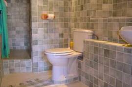 Excellent 6 Bed House For Sale In Le Tech
