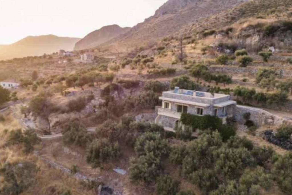 Excellent Stone Villa & Olive Farm For sale in Neapolis Lakonia