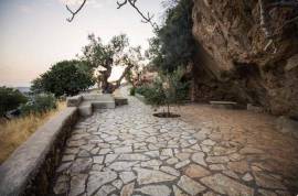 Excellent Stone Villa & Olive Farm For sale in Neapolis Lakonia