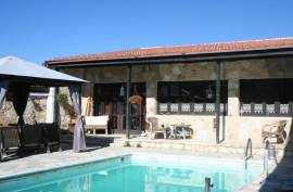 Excellent 5 Bed House & Self-contained Airbnb unit For Sale in Lania Limassol