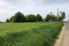 Excellent 8 Bed Farmhouse For Sale In Moisy
