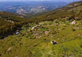 Off-Grid Stone Home with Sea View + Ruins to Rebuild | Monchique, Algarve