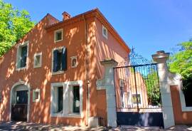 Stunning 18th Century Property With 348 M2 Of Living Space On A 3899 M2 Landscaped Park With Pool And Petanque Court, Near The Sea