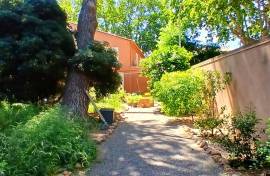 Stunning 18th Century Property With 348 M2 Of Living Space On A 3899 M2 Landscaped Park With Pool And Petanque Court, Near The Sea