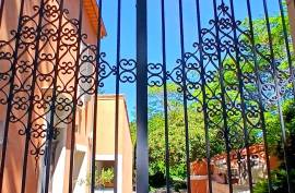 Stunning 18th Century Property With 348 M2 Of Living Space On A 3899 M2 Landscaped Park With Pool And Petanque Court, Near The Sea