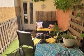 Investment Property With 2 Flats, 2 Courtyards And Commercial Premises, Situated Right In The Centre Of The Village, In A Strategic Location.