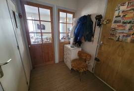 Investment Property With 2 Flats, 2 Courtyards And Commercial Premises, Situated Right In The Centre Of The Village, In A Strategic Location.