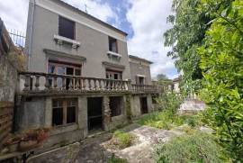 House With Great Potential And Garden