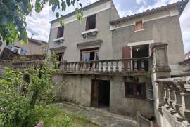 House With Great Potential And Garden