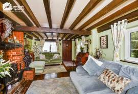 2 bedroom, Detached house for sale