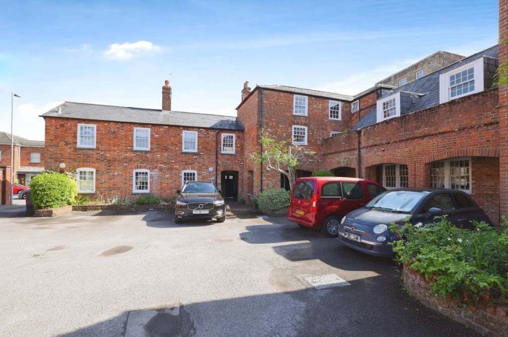3 bedroom, Apartment for sale