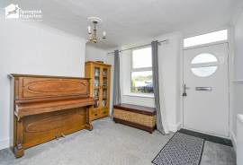 5 bedroom, Detached house for sale