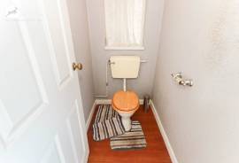 2 bedroom, Semi-detached house for sale