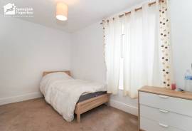2 bedroom, Semi-detached house for sale
