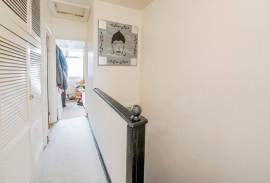 3 bedroom, End of terrace house for sale