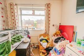 3 bedroom, End of terrace house for sale