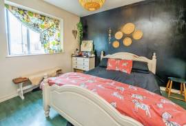 3 bedroom, End of terrace house for sale