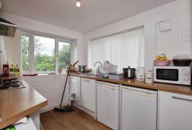 4 bedroom, End of terrace house for sale