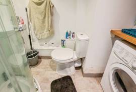 4 bedroom, End of terrace house for sale