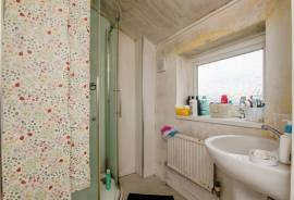 4 bedroom, End of terrace house for sale