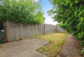 4 bedroom, End of terrace house for sale
