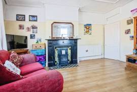 3 bedroom, Terraced House for sale