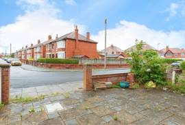 3 bedroom, End of terrace house for sale