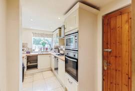 3 bedroom, End of terrace house for sale