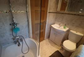 3 bedroom, End of terrace house for sale