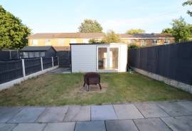 3 bedroom, End of terrace house for sale