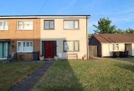 3 bedroom, End of terrace house for sale