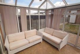 2 bedroom, Semi-detached house for sale