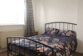 2 bedroom, Semi-detached house for sale
