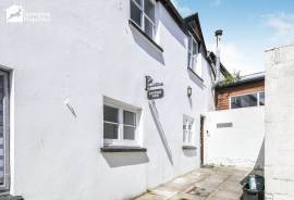 3 bedroom, Maisonette for sale