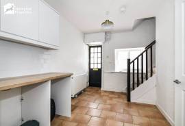 3 bedroom, Maisonette for sale