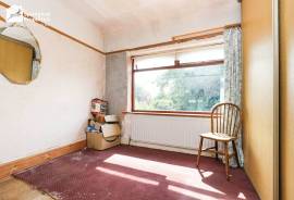 3 bedroom, Semi-detached house for sale