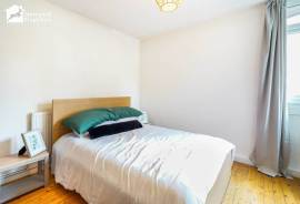 2 bedroom, Maisonette for sale