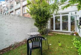 2 bedroom, Maisonette for sale