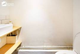 2 bedroom, Maisonette for sale