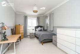 3 bedroom, Detached house for sale
