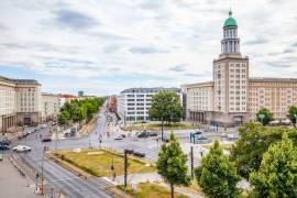 Prestigious 4-room apartment with two spacious terraces near Mercedes-Benz Arena