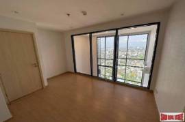 Maru Ekkamai 2 - Spacious 2-Bed Corner Unit, Prime Location near BTS Ekkamai