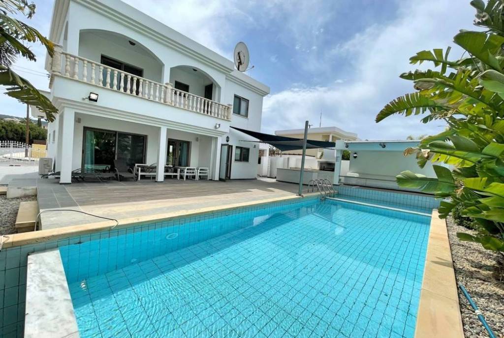 4 Bedroom Beautiful Villa - St. George, Peyia, Paphos