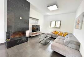 4 Bedroom Beautiful Villa - St. George, Peyia, Paphos
