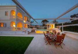 6 Bedroom Villa - Coral Bay, Peyia, Paphos