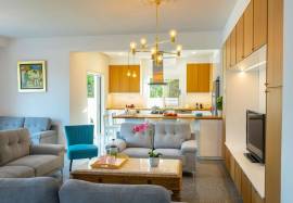 6 Bedroom Villa - Coral Bay, Peyia, Paphos