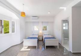 6 Bedroom Villa - Coral Bay, Peyia, Paphos